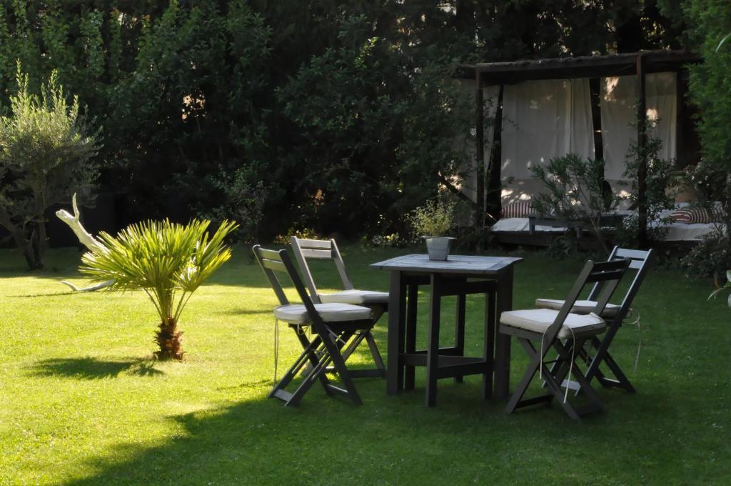Bed and Breakfast La Demeure Eyguières Exteriér fotografie